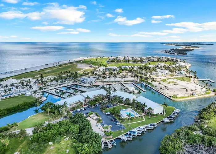 Marina Villa 806