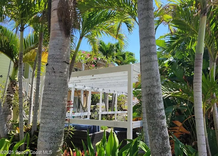 Cozy 2Br Villa Steps To Beach W Pool Unit 8
