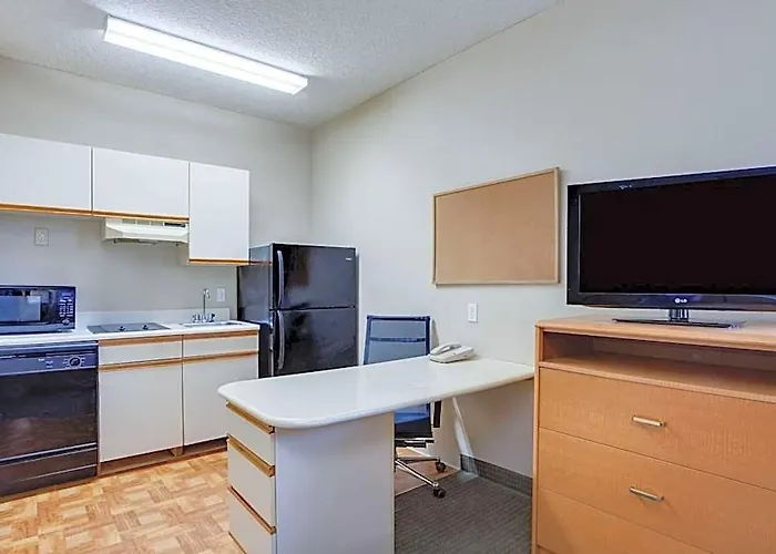 Mainstay Suites At Pga Village