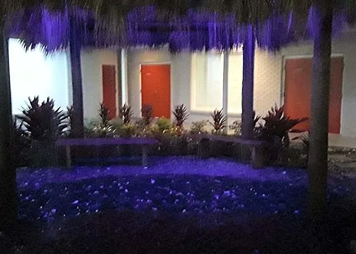 Vero Beach Inn & Suites