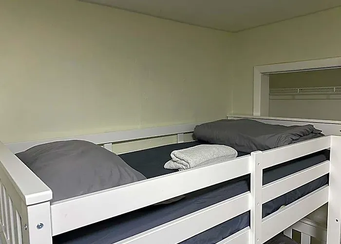 Single Size Bottom Bunk Bed - Mixed Shared Room