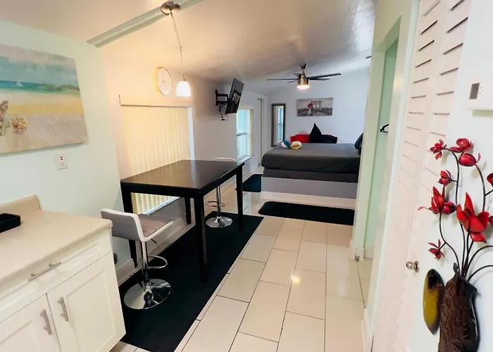 Billy'S Resort- Men Only - Solo Hombres