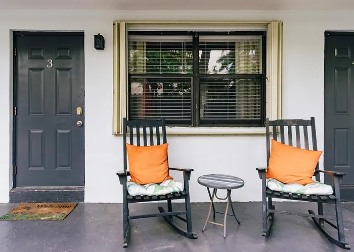 Cozy Private Studio 2 Blocks From Pompano Beach