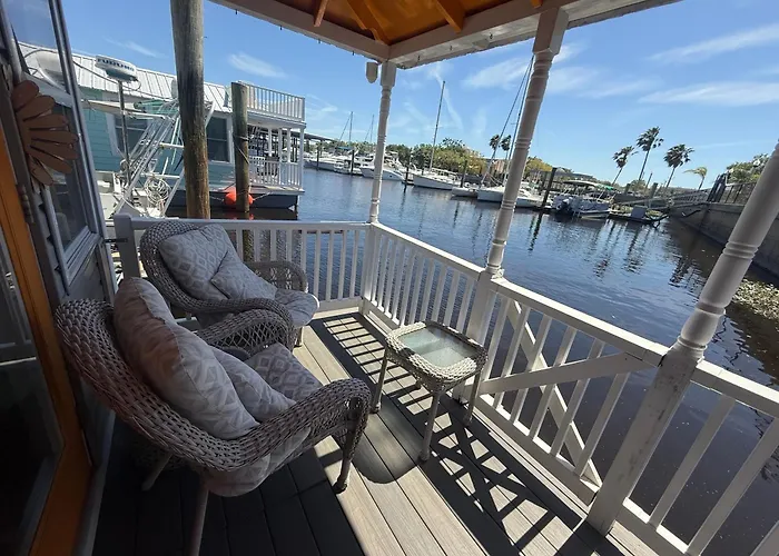 The Famous Houseboat In Sanford