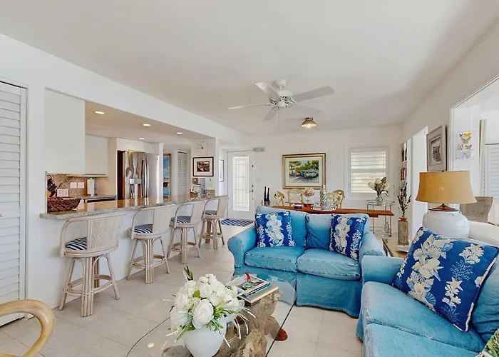Waterfront Beauty With A Dock, Small Private Beach, Washer/Dryer, & Gas Grill