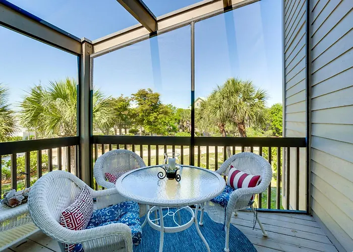 Pool Access! Private Island Condo In Placida