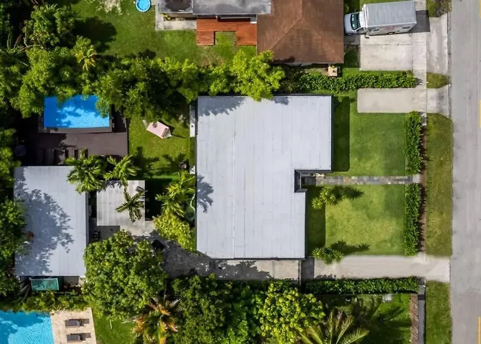 Villa Maris, Modern 5Br Getaway Near Miami Beach