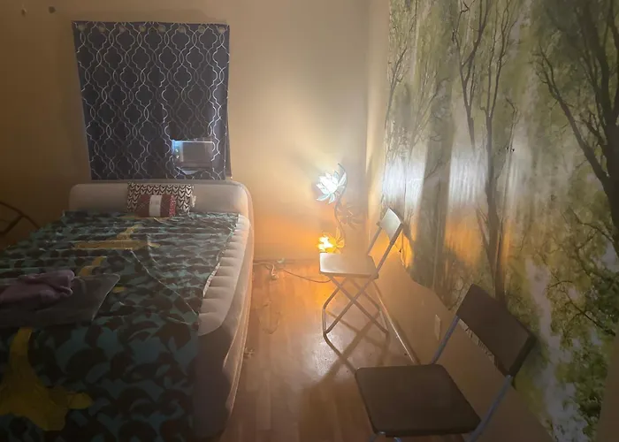 Pixie Hollow Single Vacation Retreat Resort Space