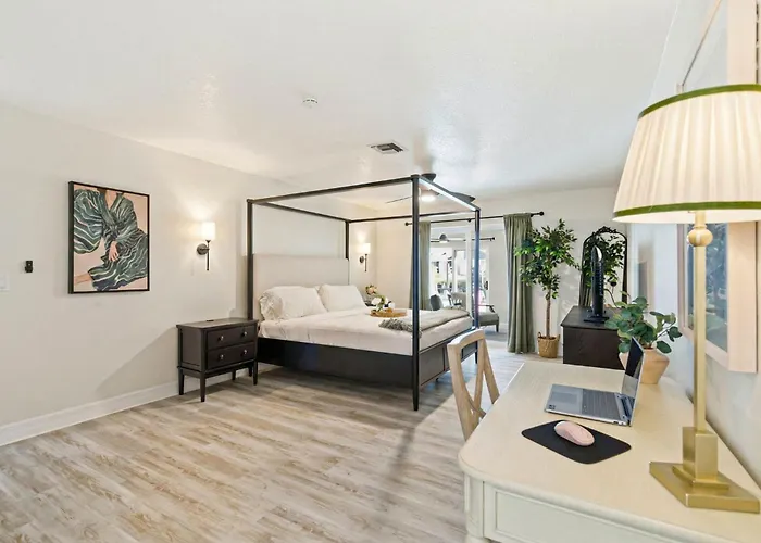 Apollo Beach Waterfront Home W/ Pool & Dock!