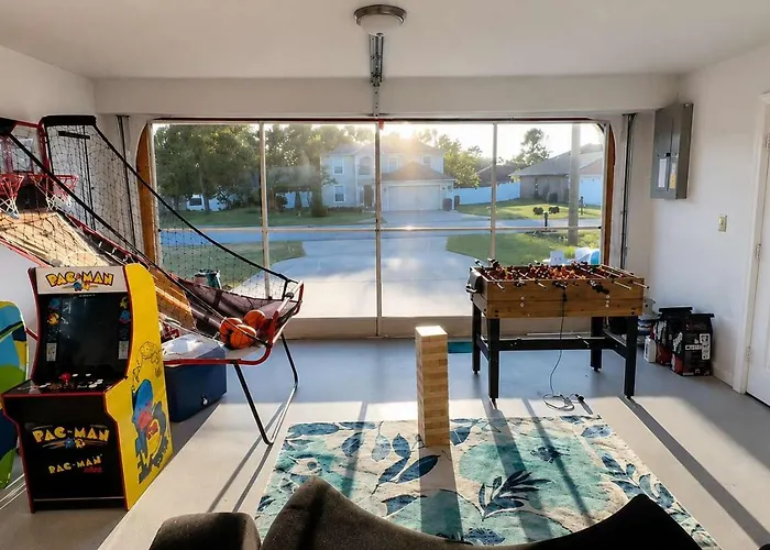 Stunning Nature Coast Heated Salt Pool Getaway