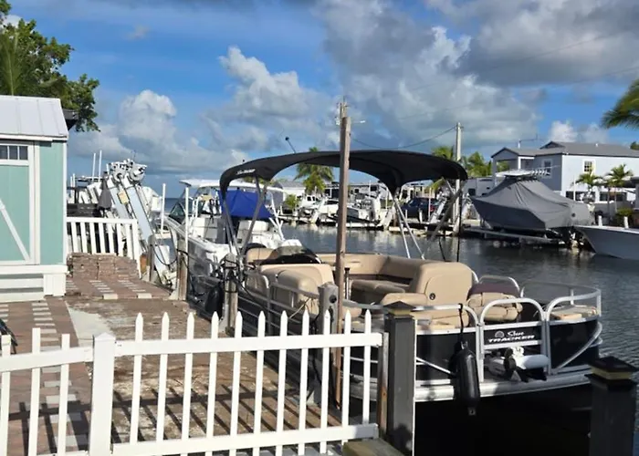 Happier In The Keys Waterfront Tiny Home