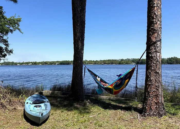 Waterfront Glamping Retreat Near Navarre Beach