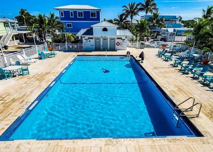 Happier In The Keys Waterfront Tiny Home