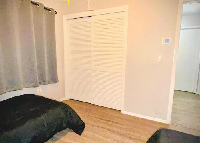 Charming 4 Bed 3 Bath Single Family Home In Hudson