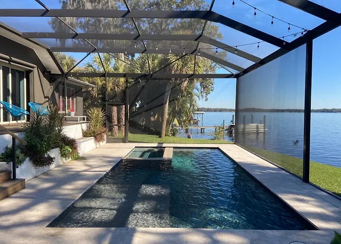Lakefront Villa With Pool & Hot Tub Near Award-Winning Gulf Coast Beaches