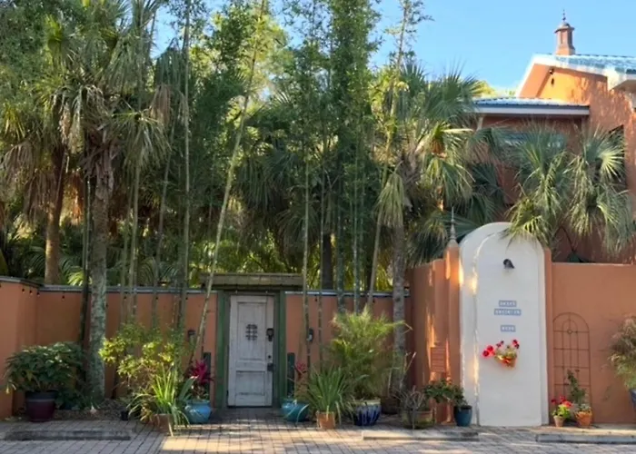 Casa Cascada