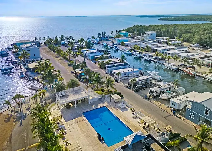 Happier In The Keys Waterfront Tiny Home