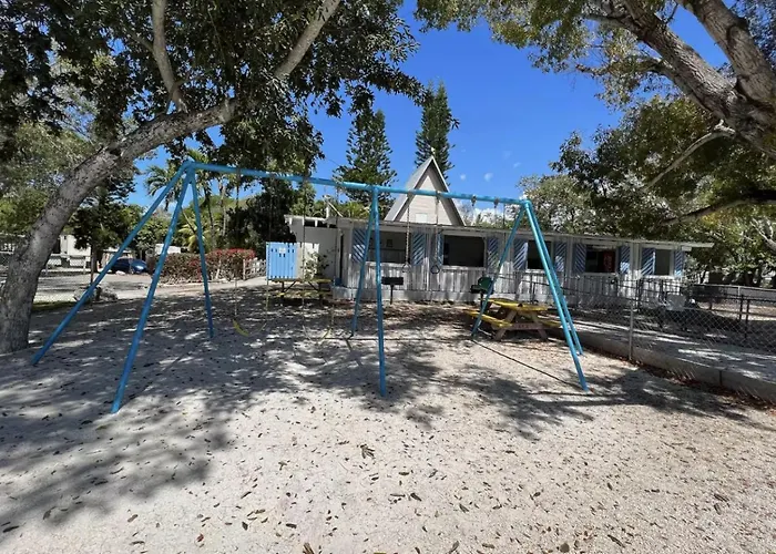 Brand New 2025 Rv 2Br 2 Lofts 2Ba Pool And Marina