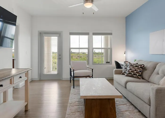 Landing Amazing 2Bd Game Room