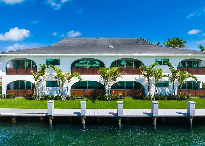 Casa Coral - Boca Poolside Escape