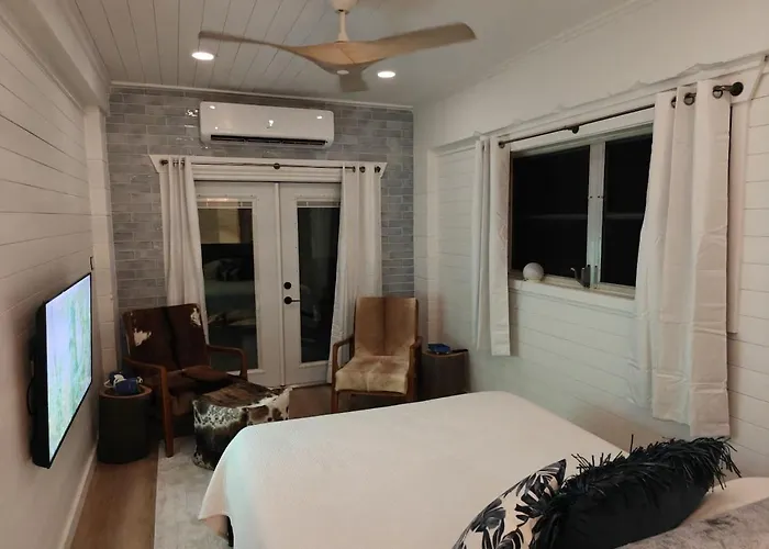 Tarpon Tide Apt -Beautiful Waterfront 1St Floor
