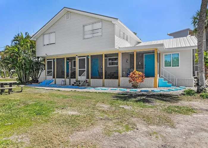 Sanibel Sandals & Flip Flops