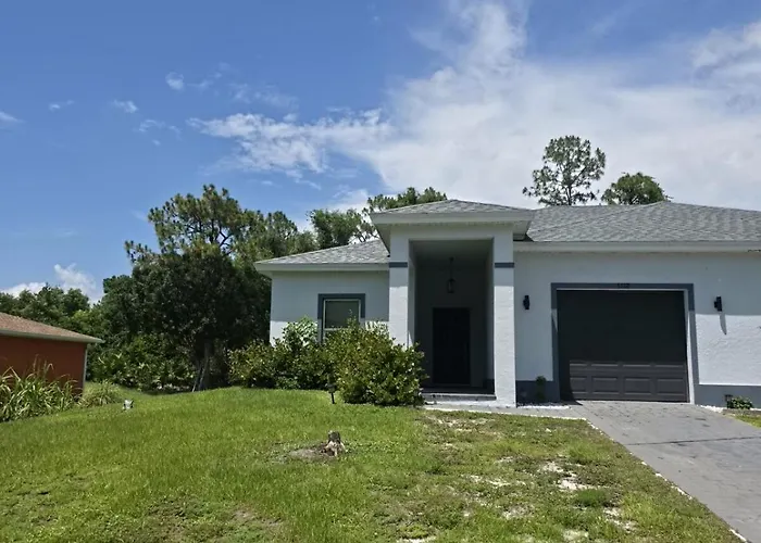Palm Grove Retreat - Hot Tub - Rsw - Hertz - Jetblue Park