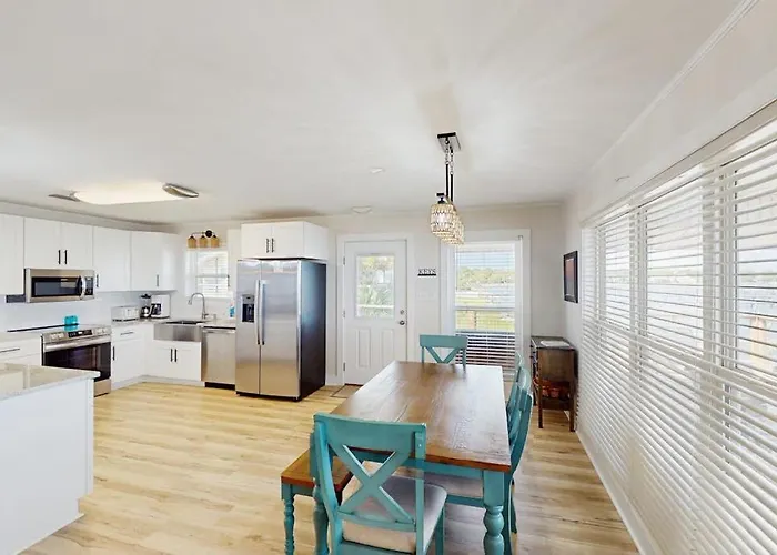 Gorgeous Bayfront Home Private Dock Gas Grill Wifi Washer And Dryer