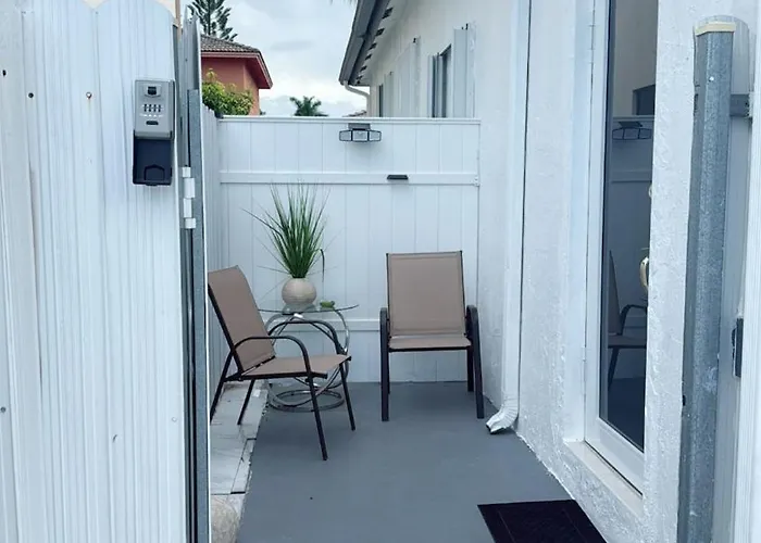 Private Miami Suite