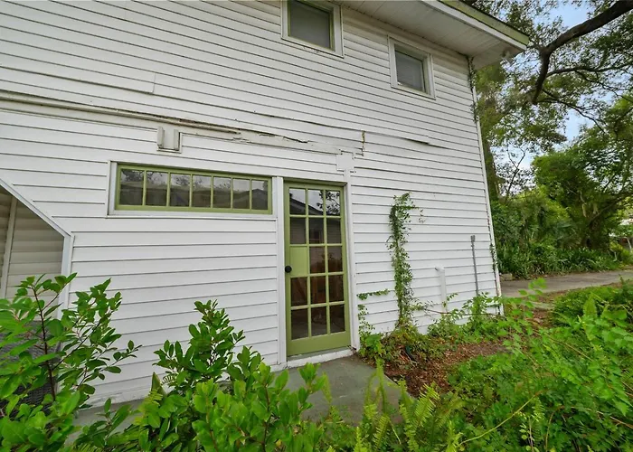 Bayou Bungalow Walk To Downtown Tarpon Springs