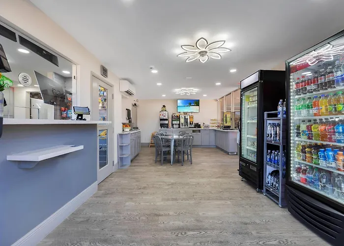 Quality Inn & Suites Airport-Cruise Port Hollywood