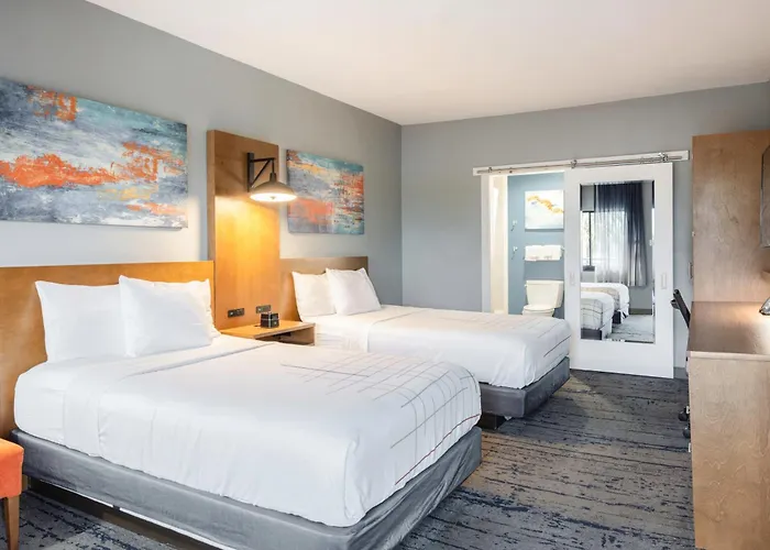 La Quinta By Wyndham Ft. Myers - Sanibel Gateway