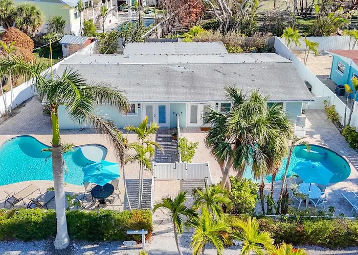 Blue Wave Villa West