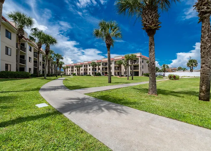 Ocean Village Club Q32