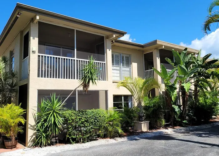 Beach Front One Bedroom Condo Paradise. Ground Floor.