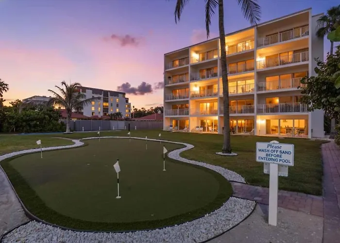 Beach Front One Bedroom Condo Paradise. Ground Floor.