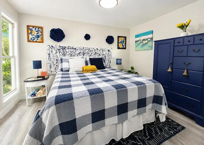 Little Havana Apartment With Patio Free Parking Near Airport