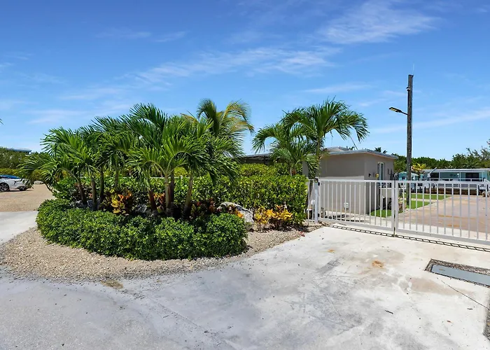 2 Waterfront Key Largo Studio Fish & Relax