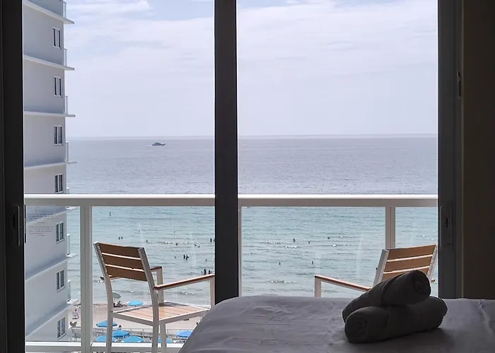 Estudios Con Y Sin Balcon En Sunny Isles Beach