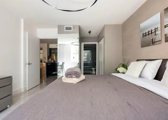 Elegant 2Br At The Yacht Club Aventura 8304
