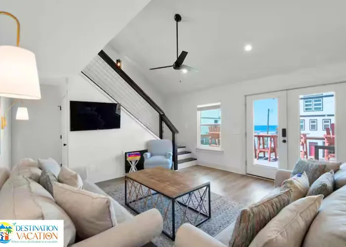 Beachfront Bliss 3Br Home Walk To Sand Sleeps 10