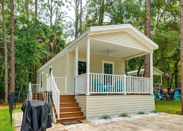 New Crystal River Resort Cabin W Pool & Boat Prkng