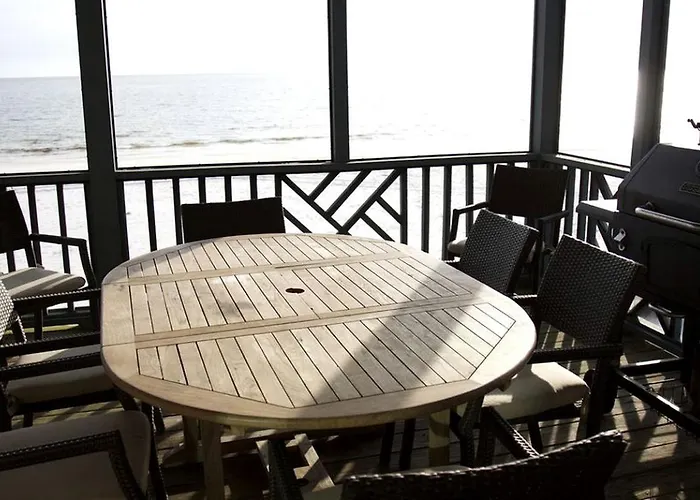 Waterfront Cottage Retreat Near Grayton Beach, Florida