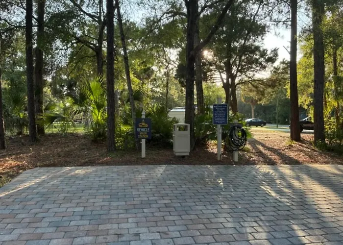 New Crystal River Resort Cabin W Pool & Boat Prkng