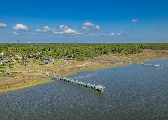 Dickerson Bay Retreat By Bluewater Realty Group