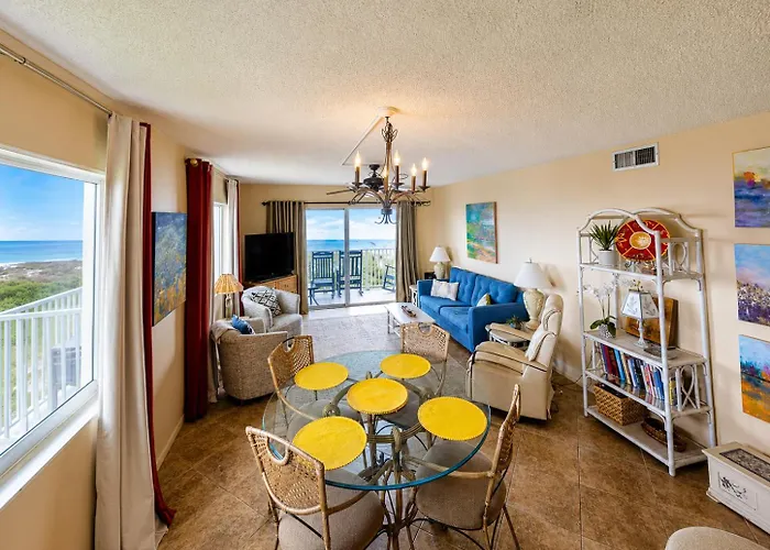 Beachfront Ocean-Views Condo, Balcony! Pool, Bbq