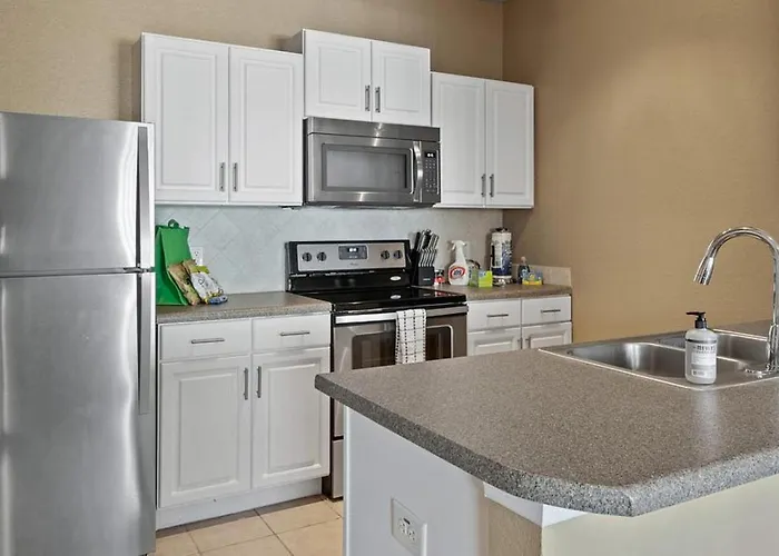 Landing Modern Apartment With Amazing Amenities