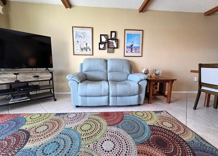 Beachfront Gem W Extended Balcony & Tennis View