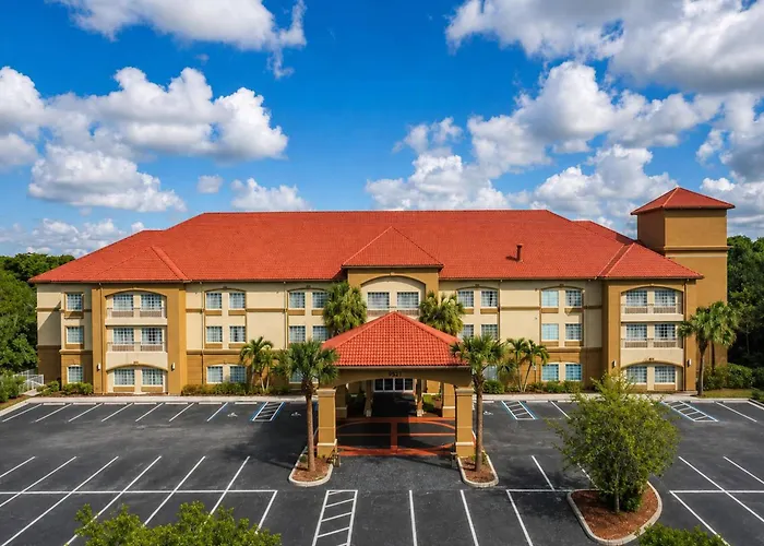 Stay Well Inn & Suites