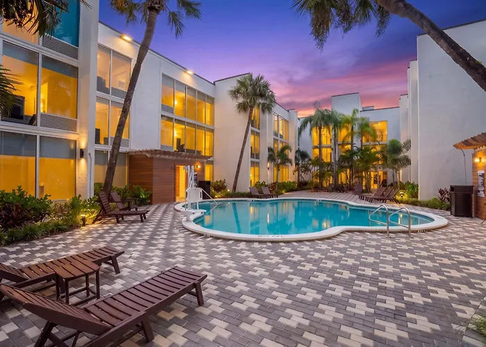 Tropical Palms Hotel